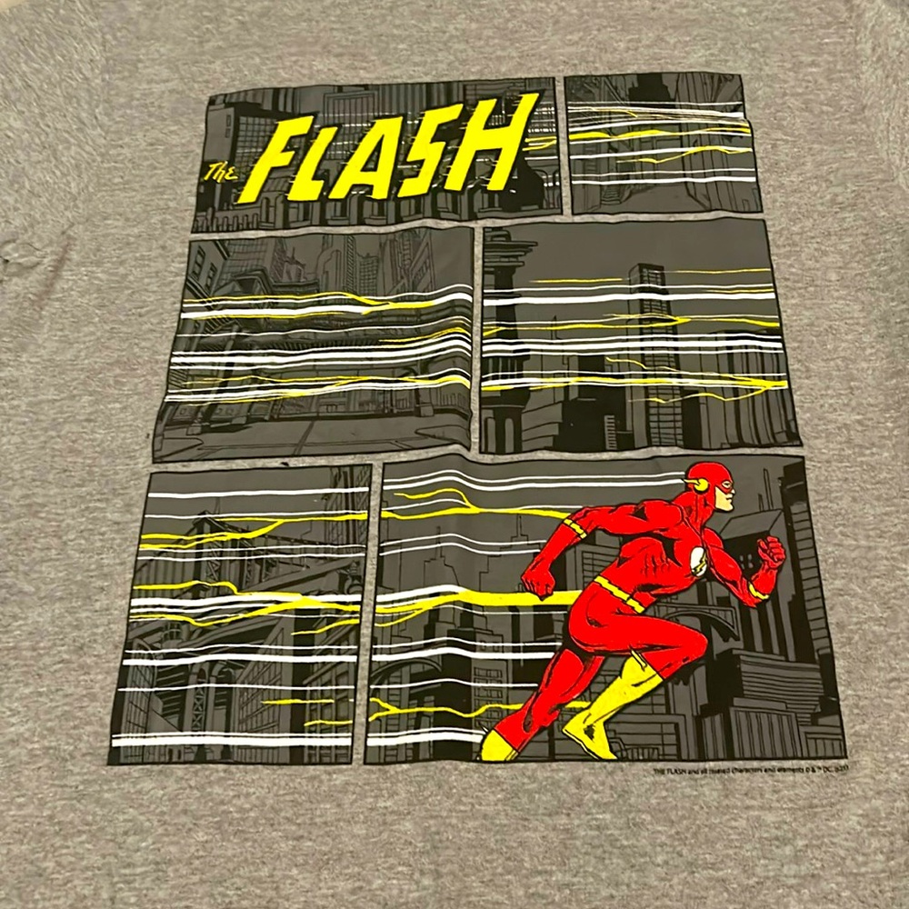 The Flash men’s t shirt men’s medium NWOT